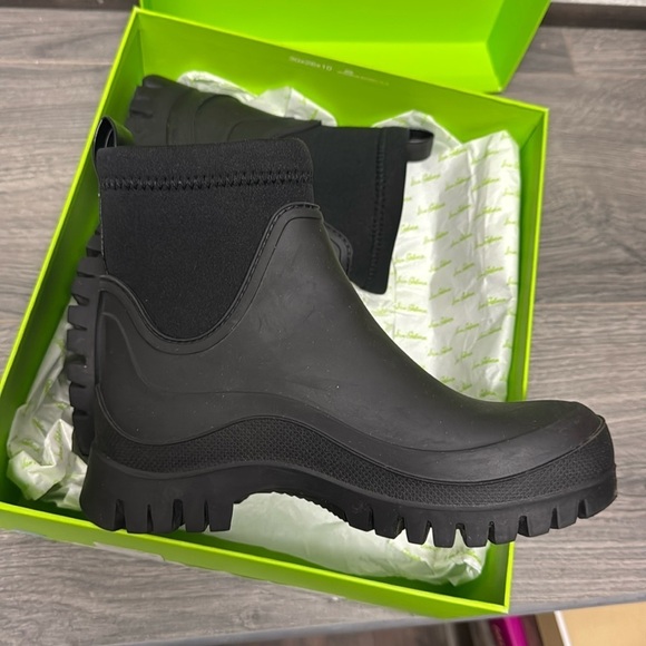 Sam Edelman Black PVC Waterproof Pull On Rounded Toe Rain Ankle Boots - Picture 4 of 7